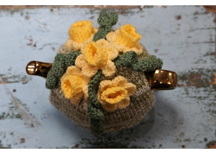 Daffodil tweedy Tea cosy TC13